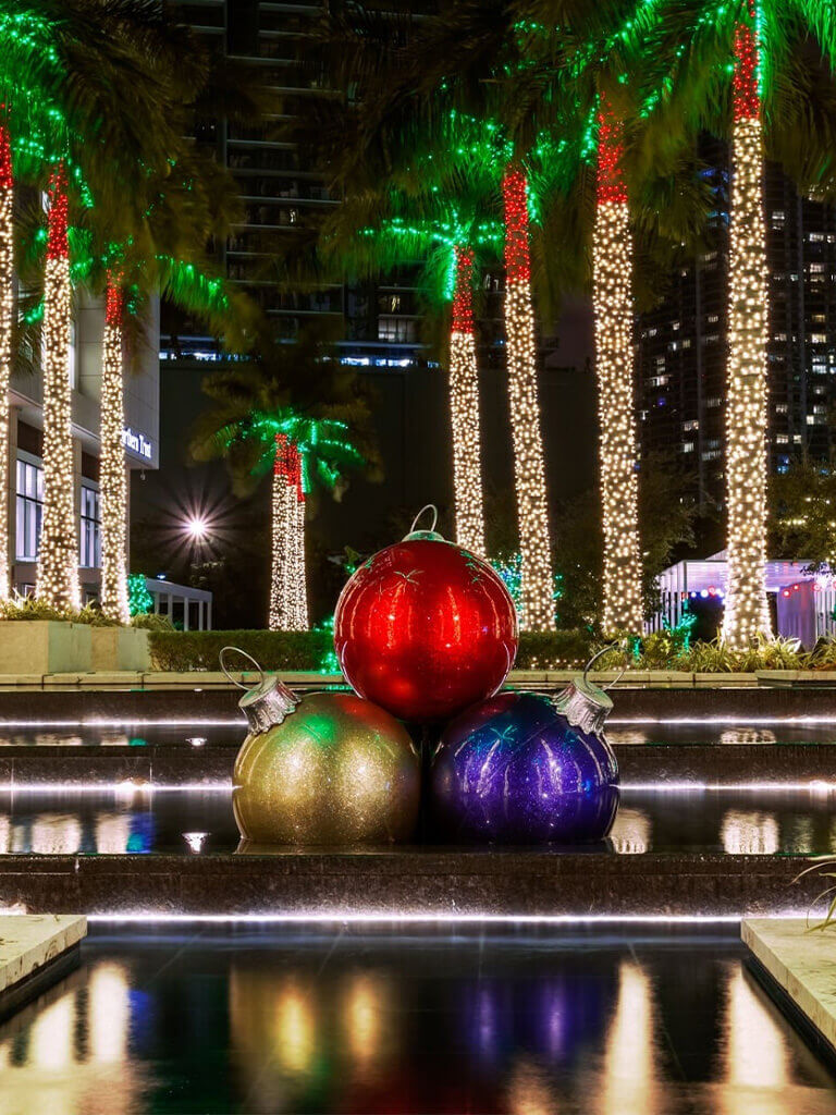 A Christmas Evening on Lincoln Road